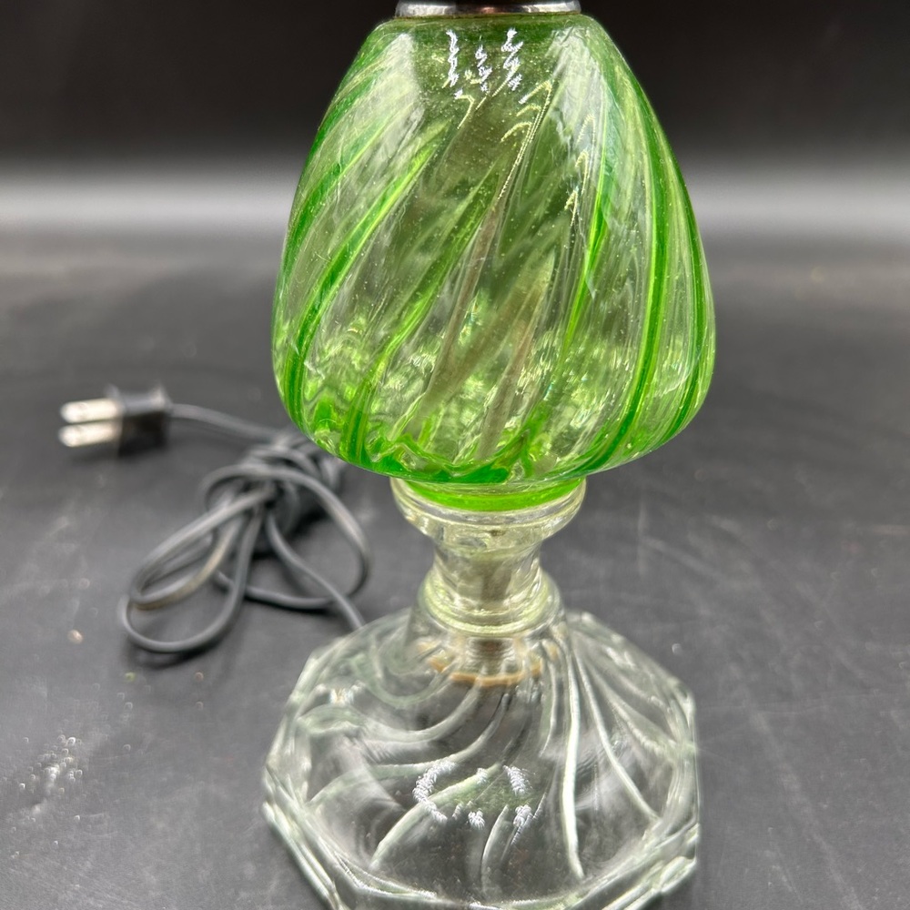 Green Glass Table Lamp - Picture 3 of 5